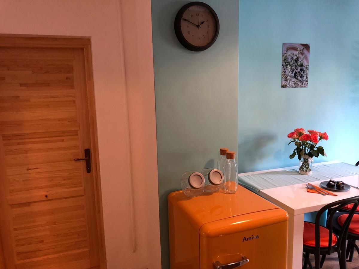 Tulipan Villa Panzio Солнок Екстериор снимка